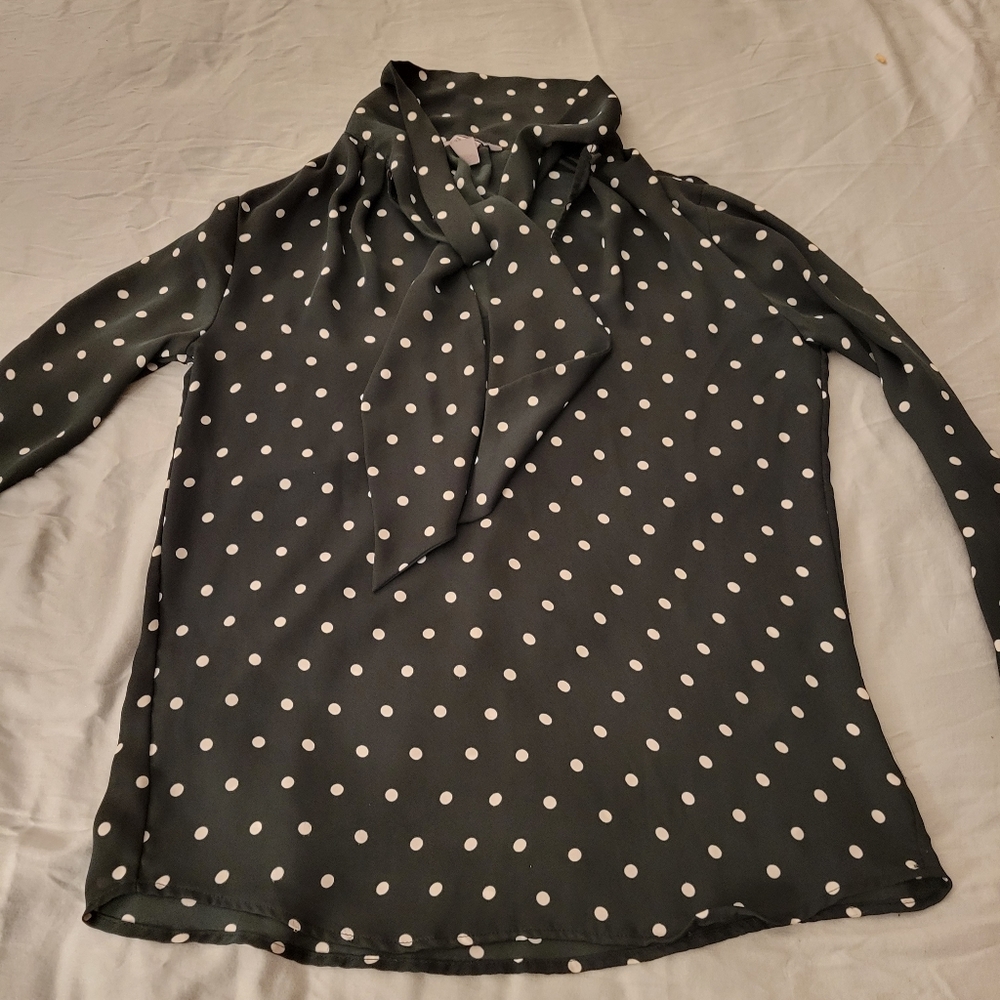 Dark green and white polka dot full sleeve with necktie H&M US4